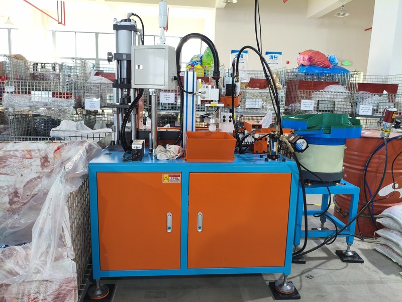 A kínai görgőgyártó, a CMCL Caster automatizált berendezéseket vezet be, amelyek mind a kapacitást, mind a minőséget javítják